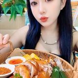 来三亚吃好吃的椰子鸡，不带66把他馋哭了