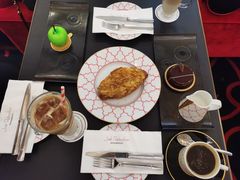 -Salon de The de Joel Robuchon(外滩18号店)