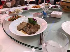 -双子楼大酒店(城开国际写字楼店)