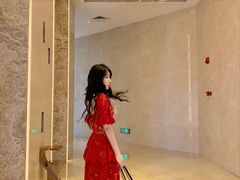 -Gucci(青岛海信广场店)
