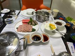 -红鼎豆捞·非遗鲍皇汤火锅(宝丰路店)