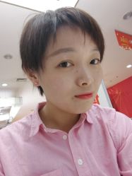 -花师傅专业穿耳洞