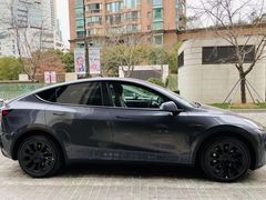 -TESLA 特斯拉(上海太古汇体验店)