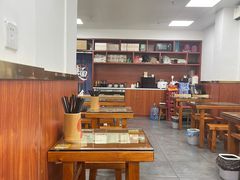 -杨大叔爱面子·四川小吃(岗头店)