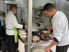 -甘记肥肠粉(马鞍北路店)
