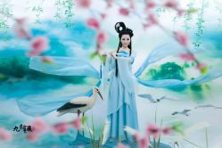 -九月鹰飞汉服摄影工作室