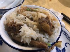 招牌皇鸽饭-一煲鸽