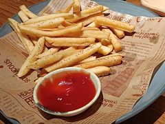 -MARU玛露音乐餐厅(大学路店)