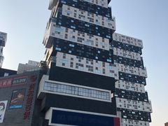 -资和信百货商场