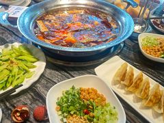 -老船舫·现做活鲜鱼馆(东郊记忆店)