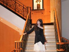 -深圳富苑皇冠假日套房酒店