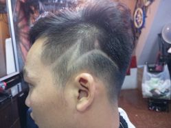 -乾健·烫染·接发SALON