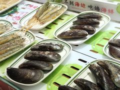 -四囍码头海鲜烧烤自助火锅(外滩南京东路悦荟广场店)