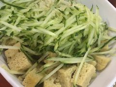 凉皮-馄饨侯(广渠门店)