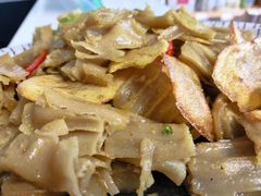-天天向上素食餐厅(五台山店)