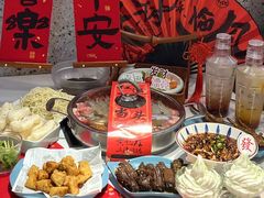 -黄记煌三汁焖锅(新佳丽江汉路店)