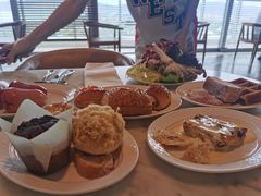 -瑰丽酒店·海吧·天际下午茶·现场DJ·天台酒吧