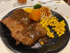 -汤姆家的牛排意面披萨(新城市广场店)