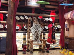 -老滇山寨•云南特色菜•地方菜•民族风情歌舞表演(金碧店)