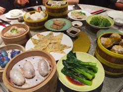 点击看大图 -佛山顺德香云纱园林酒店-宴会厅