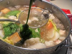 -左庭右院鲜牛肉火锅(浦江欢乐颂店)