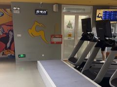 -超鹿运动(大唐世家店)