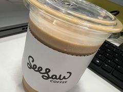 拿铁-Seesaw Coffee(上海国金中心店)