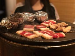 -炙忧烤肉屋(中国铁建广场店)