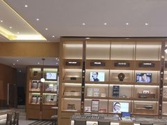 -茂昌眼镜(南京西路店)
