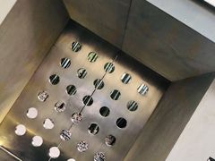 门面-穹六人间 people 6(岳阳路店)