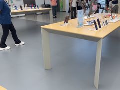 -华为授权体验店(中山公园来福士)