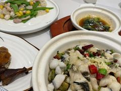 -老季市·三代非遗传承·地标美食老汁鸡(工农路店)