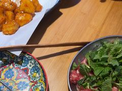 -洱火云南酸菜牛肉火锅(石景山当代商城店)