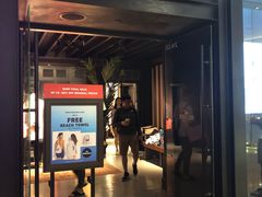 -Hollister(希慎广场店)