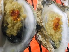 -蚝哥花姐湛江烤生蚝(美丽湾市场店)