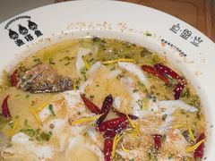 -渔语鱼酸菜鱼新川菜(来福士店)