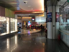 -冰纷万象滑冰场(沈阳万象城店)