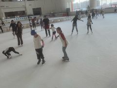 -世纪星滑冰俱乐部(万象城店)