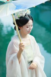 -一揽芳华汉服旗袍体验馆(拙政园店)