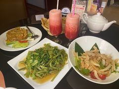 -金厨泰国餐厅·全泰籍厨师料理(拱北店)