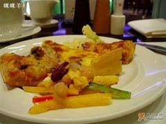 派和蔬菜盘-咖啡苑自助餐厅·中国大饭店