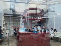 -UNI UNI(环亚凯瑟琳店)