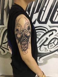 -SNOW TATTOO STUDIO