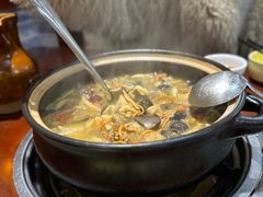 -菌之家·专业纯野生菌火锅·特色炒菌