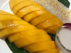 -Dang restaurant (patong phuket)