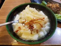 巴東牛肉花膠湯粉皮-班兰叶印尼美食