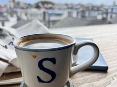 -大碗岛咖啡·苍山绝美窗景(大理古城步行街七年品牌店)