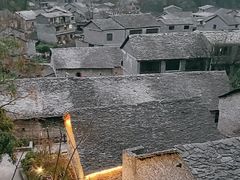 -高荡千年布依古寨旅游景区