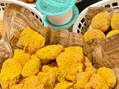 -BHC炸鸡(明洞总店)