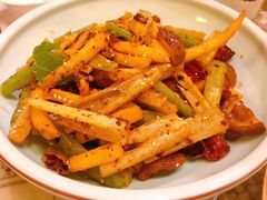 -十二饭点·川菜(北站圆融店)